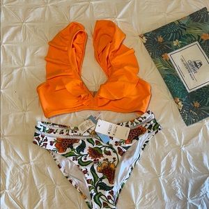 Cupshe swimsuit leans and floral